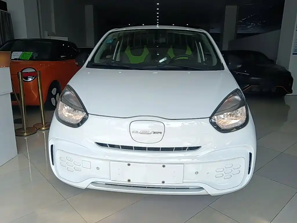 Roewe Clever — миниатюра 3