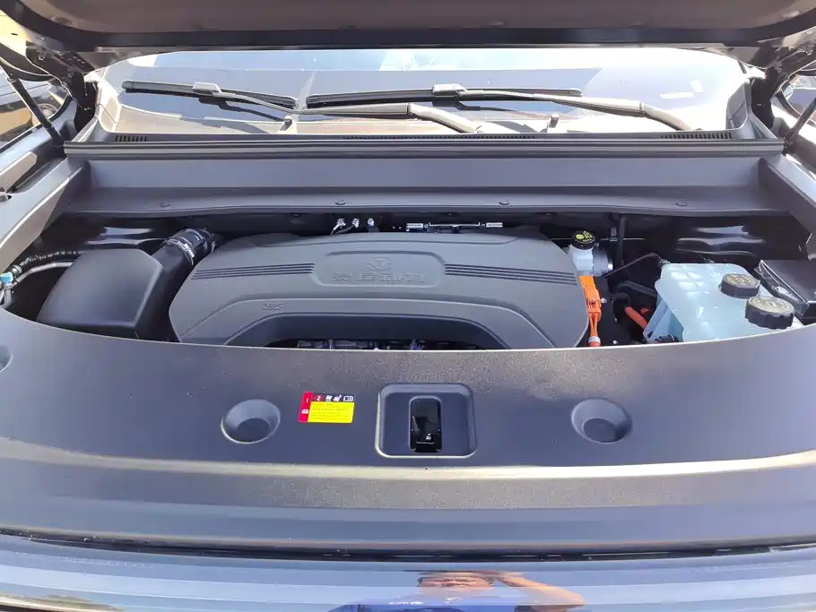 Wuling Xingguang L — миниатюра 10