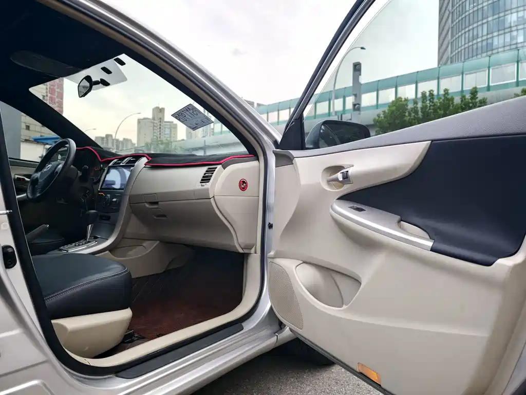 Toyota Corolla — миниатюра 16