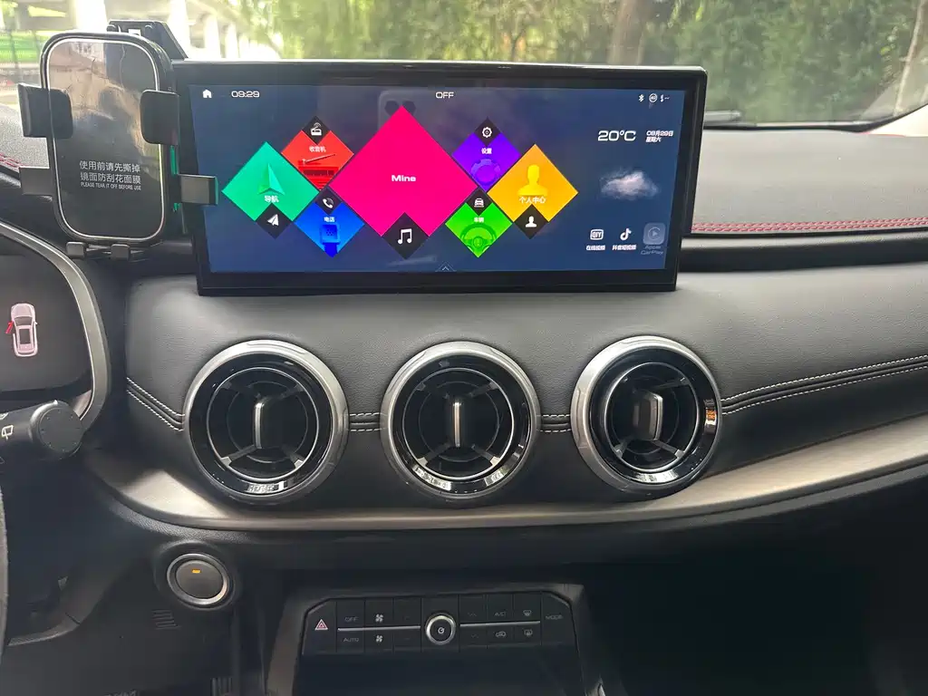 Wey Wey VV6 — миниатюра 9