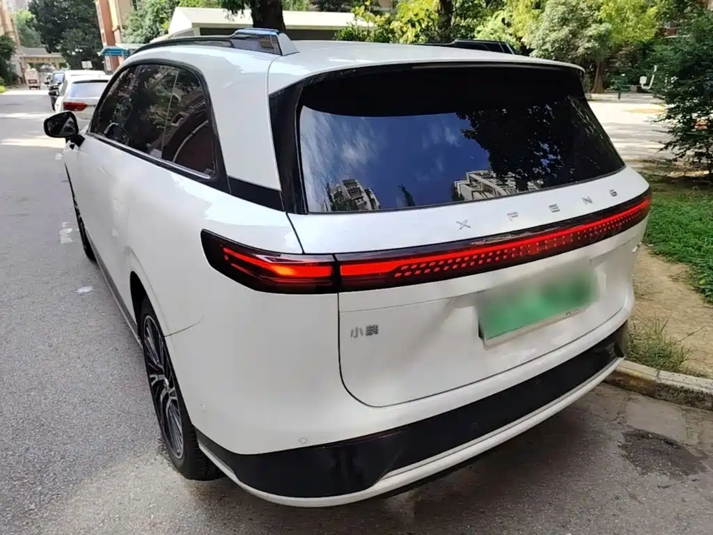 XPeng G9 — миниатюра 5