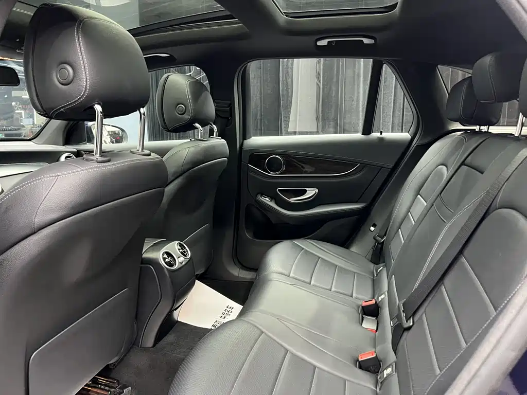 Mercedes-Benz GLC 2018 GLC 260 4MATIC