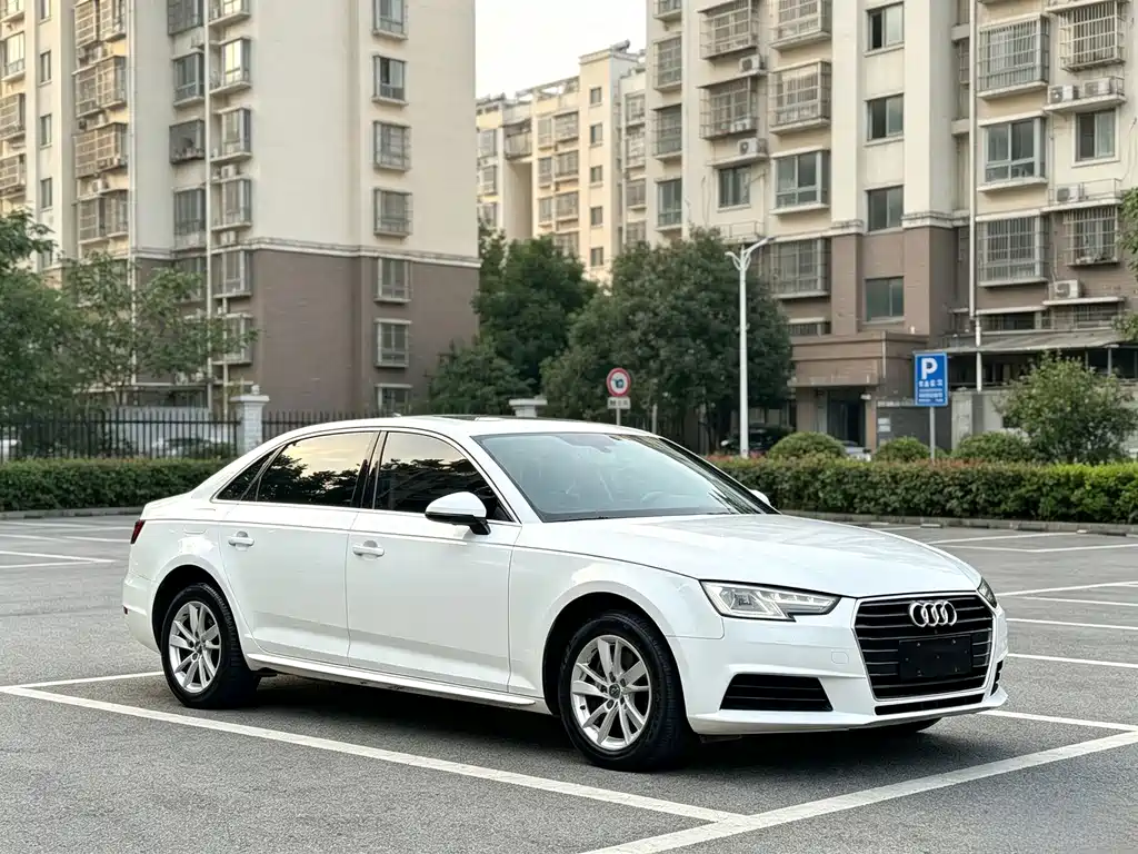 Audi A4L — миниатюра 2