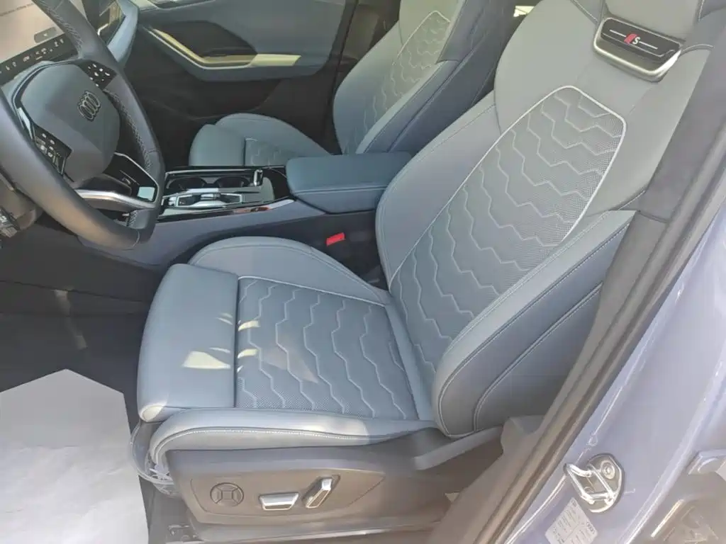 Audi Q6L e-tron — миниатюра 20