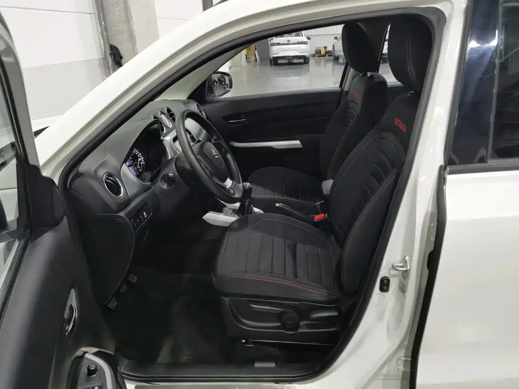 Suzuki Vitara — миниатюра 10