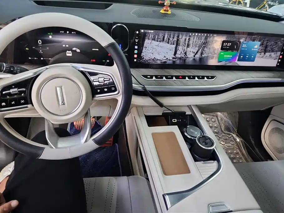 WEI PAI WEI BRAND BLUE MOUNTAIN