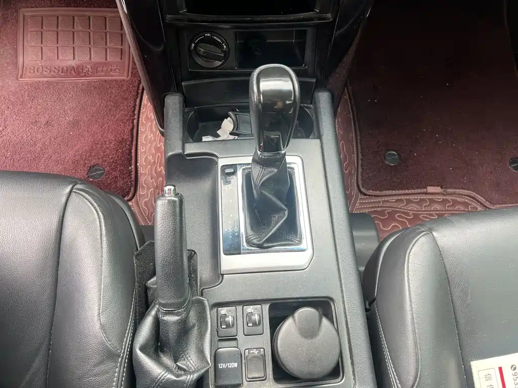 Toyota Prado — миниатюра 10
