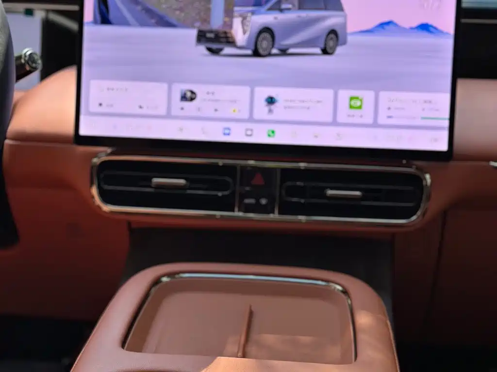 GAC Motor Trumpchi Xiangwang M8 — миниатюра 27