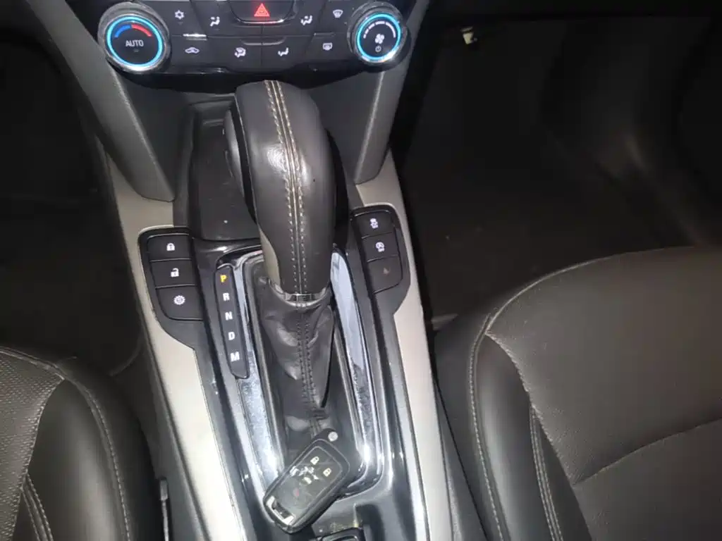 Chevrolet Malibu — миниатюра 14
