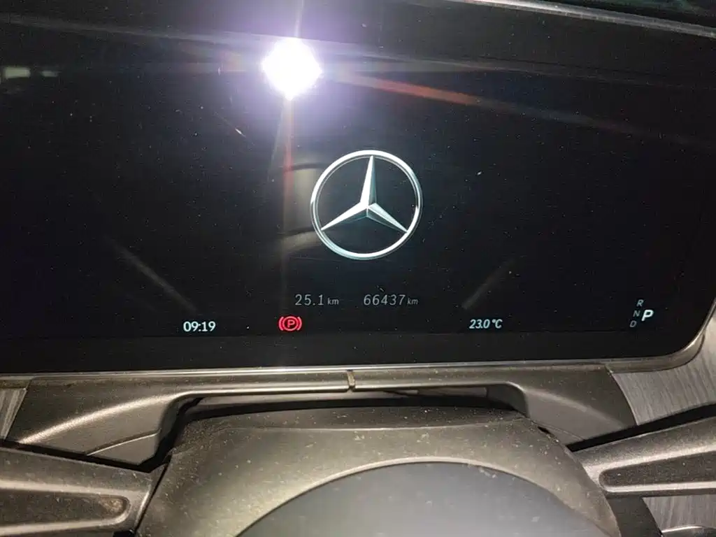 Mercedes-Benz C-Class — миниатюра 12