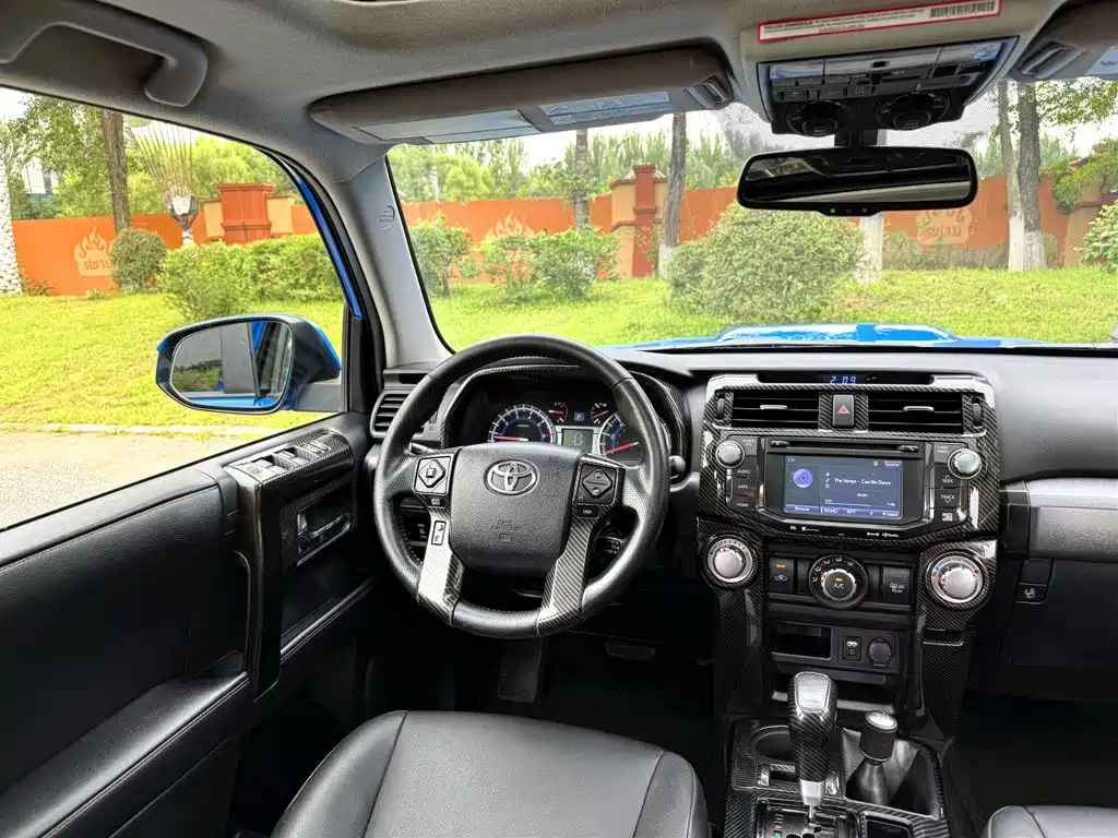 Toyota 4Runner — миниатюра 17