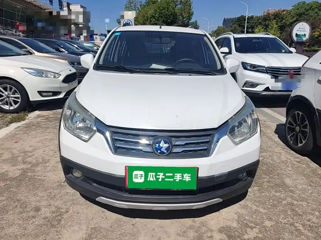 Venucia R50X — миниатюра 3