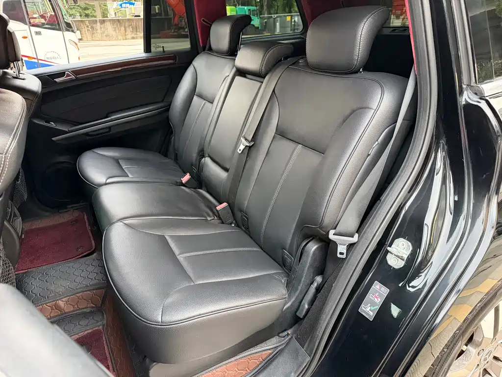 Mercedes-Benz GL-Class — миниатюра 6