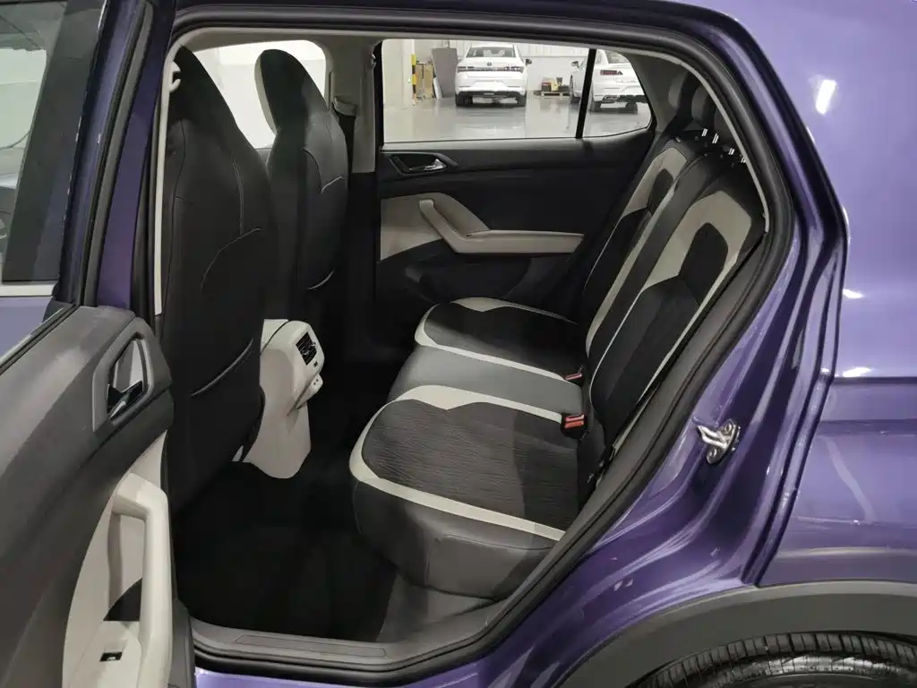 Volkswagen T-Cross — миниатюра 15