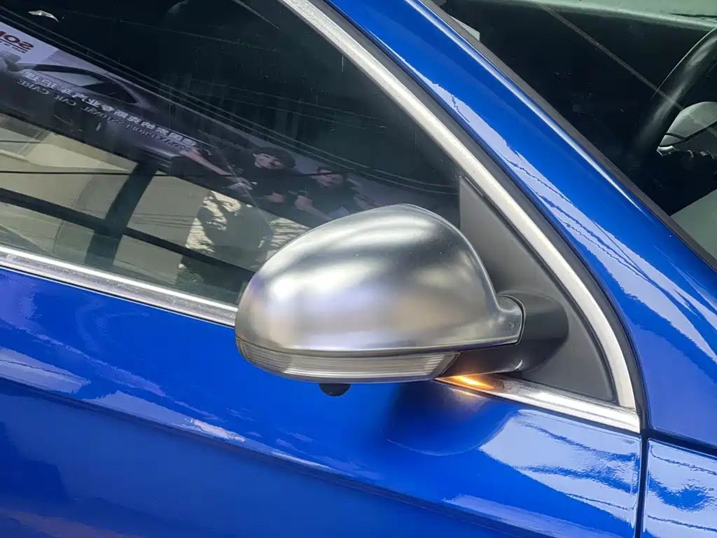 Volkswagen Passat 2008 R36