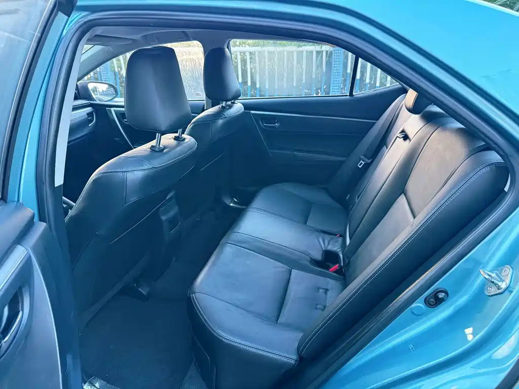 Toyota Corolla — миниатюра 13