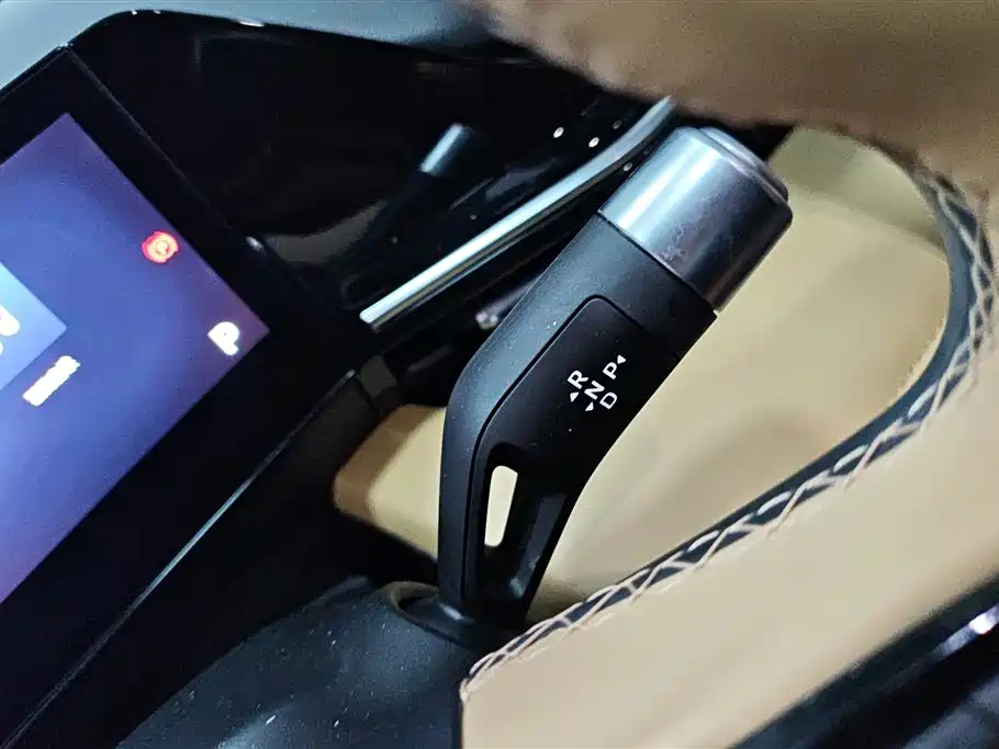 GEELY GALAXY GALAXY L6