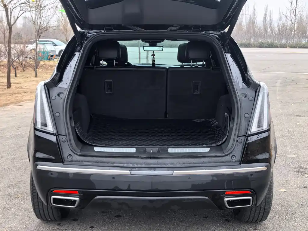 CADILLAC XT5