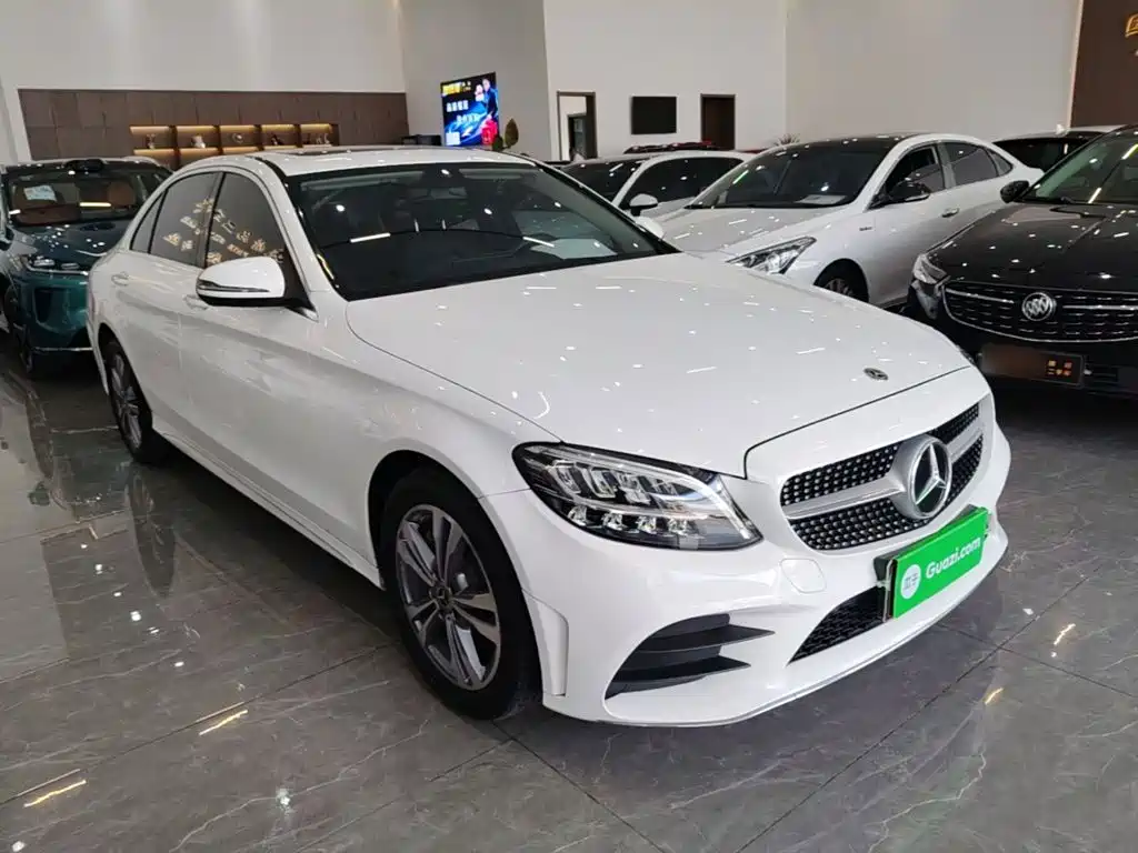 Mercedes-Benz C-Class — миниатюра 4