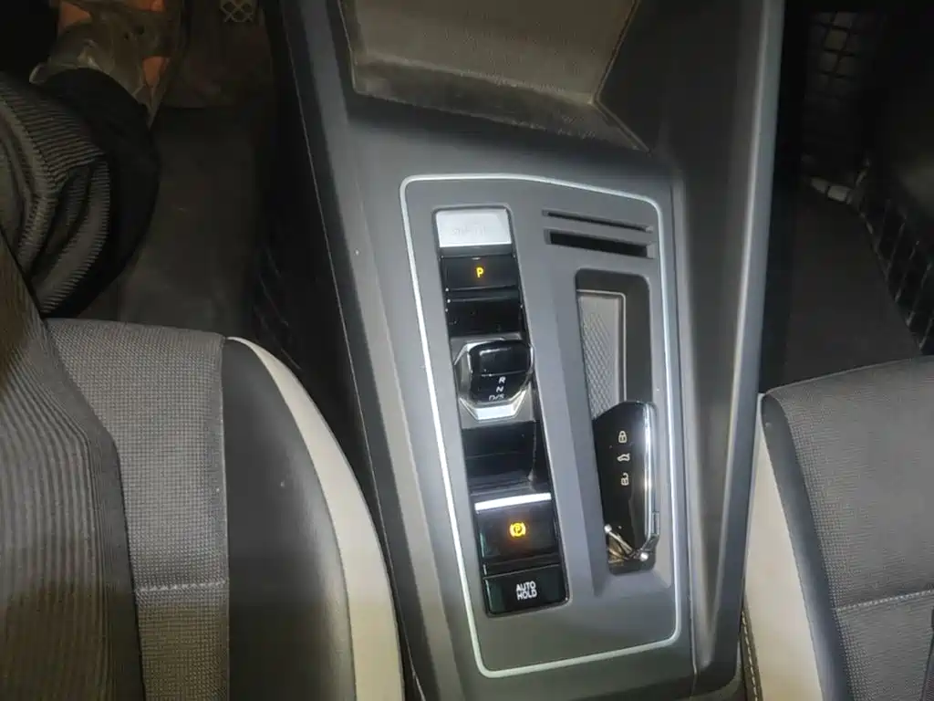 Volkswagen Golf — миниатюра 14