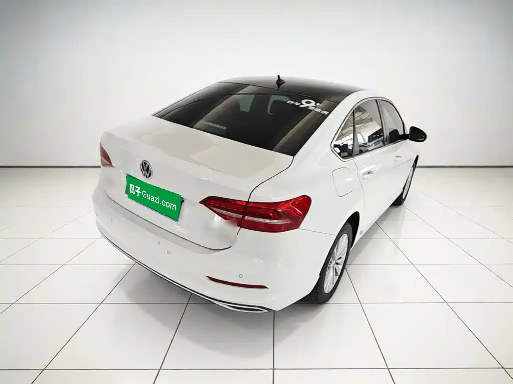 Volkswagen Lavida — миниатюра 4