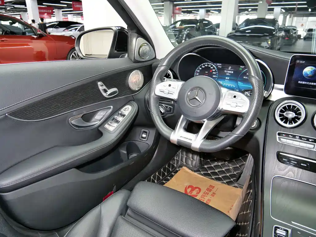 Mercedes-Benz C-Class — миниатюра 15