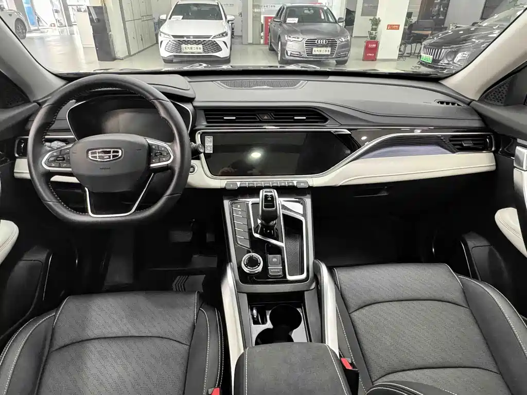 Geely Boyue — миниатюра 8