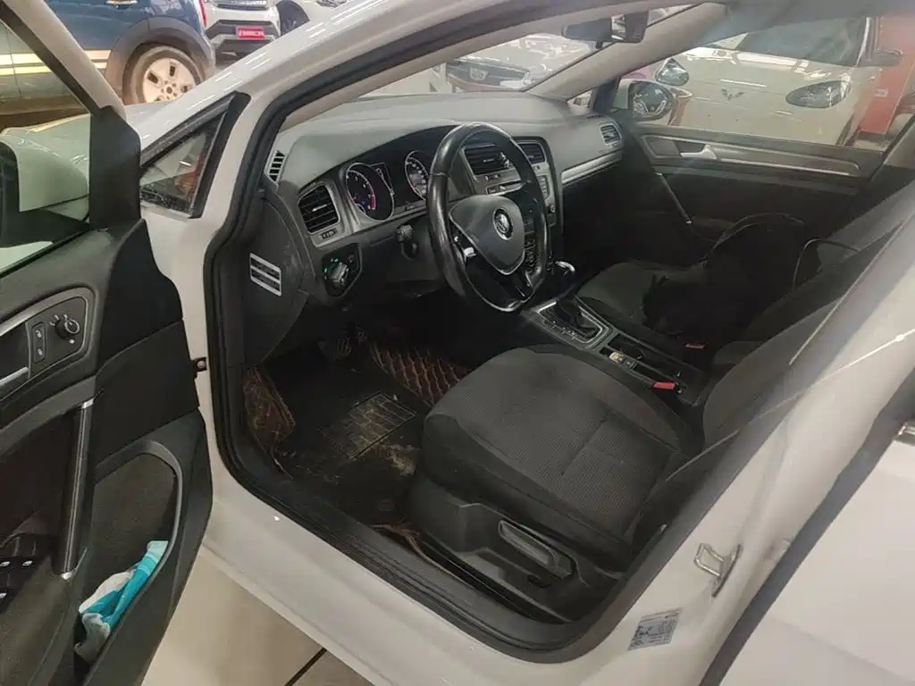 Volkswagen Golf — миниатюра 16