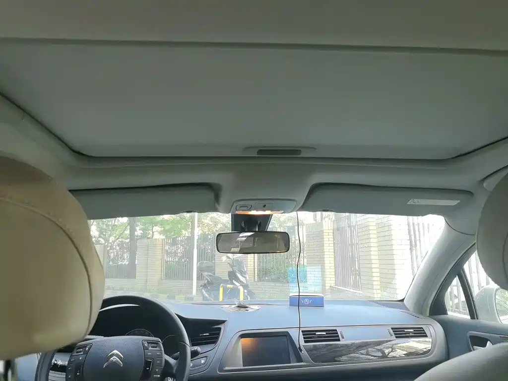 Citroen C5 — миниатюра 9