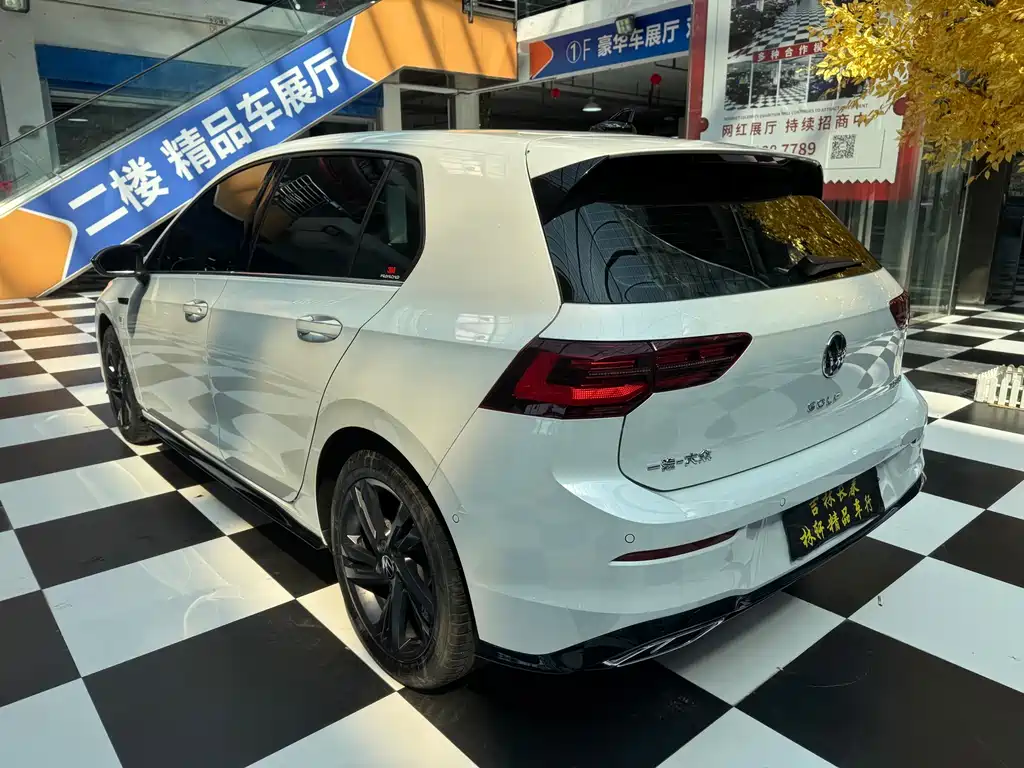 Volkswagen Golf — миниатюра 3