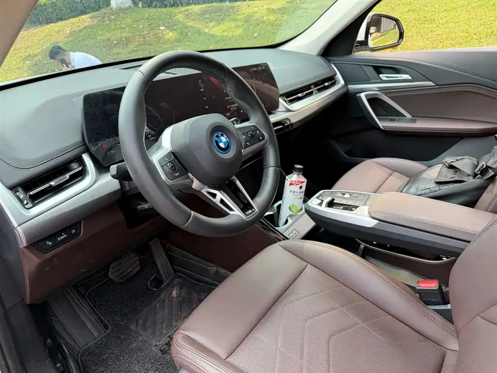 BMW iX1 2023 eDrive25L M Sport