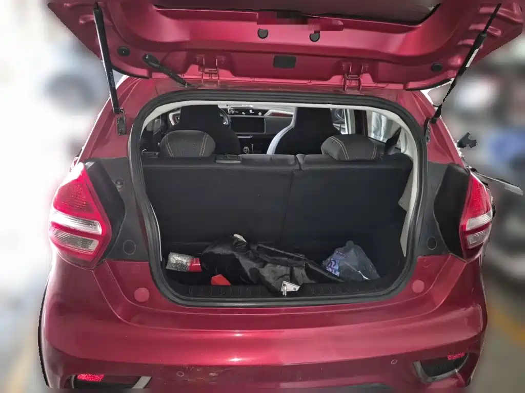Geely Vision X1 — миниатюра 15