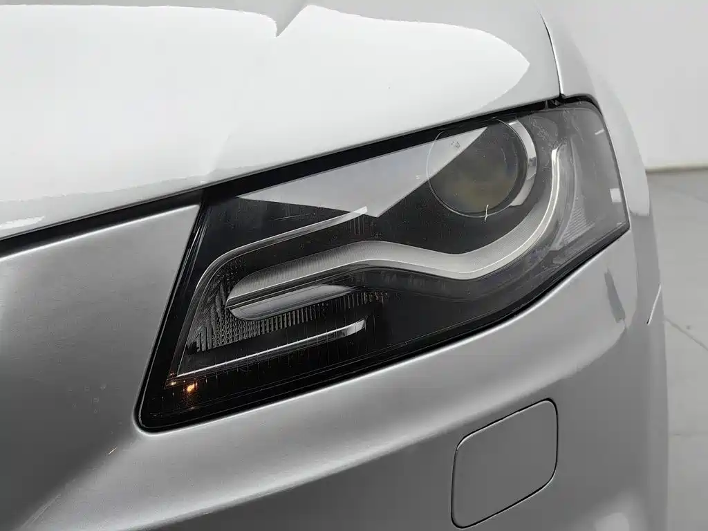 Audi A4L — миниатюра 7