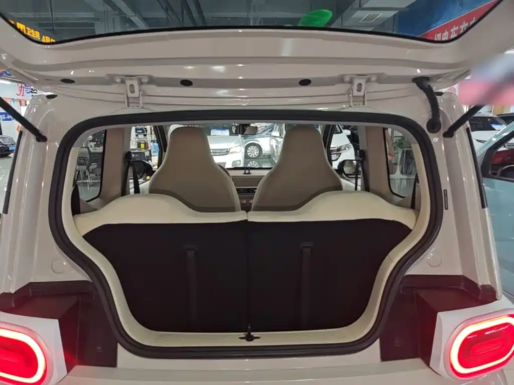 Wuling MINIEV — миниатюра 19