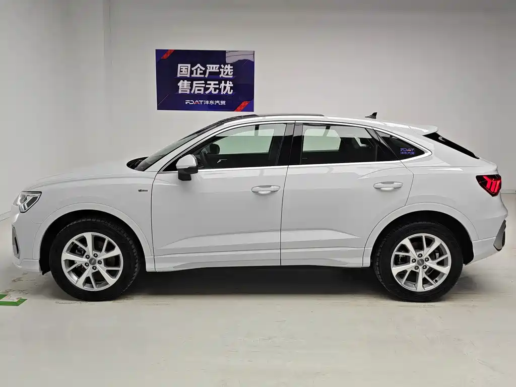 Audi Q3 Sportback — миниатюра 9
