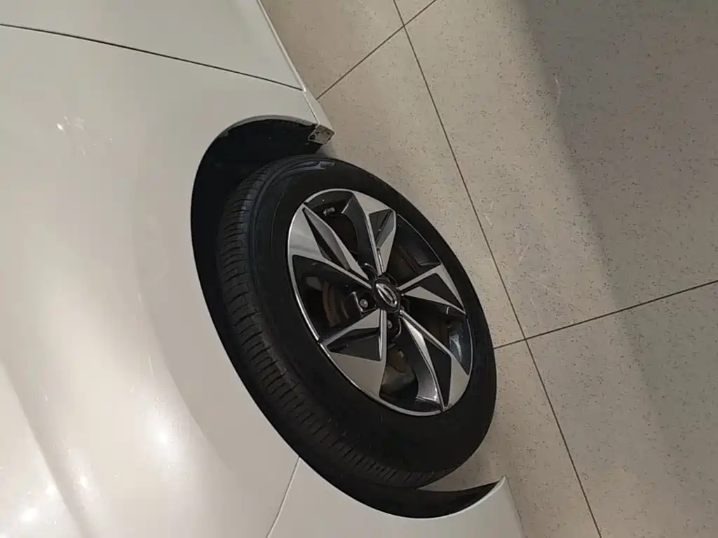 GAC Motor Trumpchi M6 — миниатюра 23