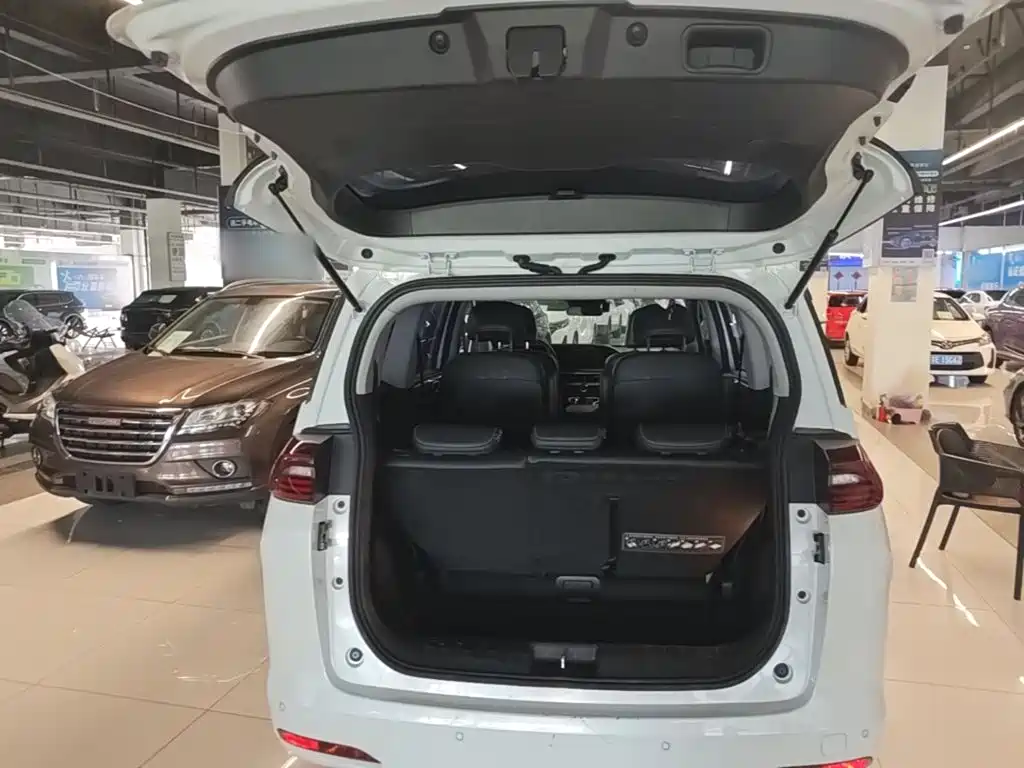 GAC Motor Trumpchi M6 — миниатюра 19