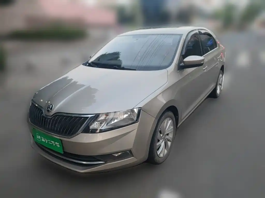 Skoda Rapid — миниатюра 2