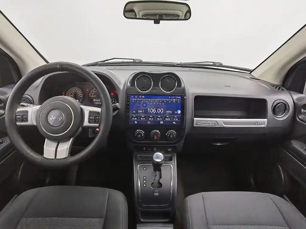 Jeep Compass (Import) — миниатюра 5