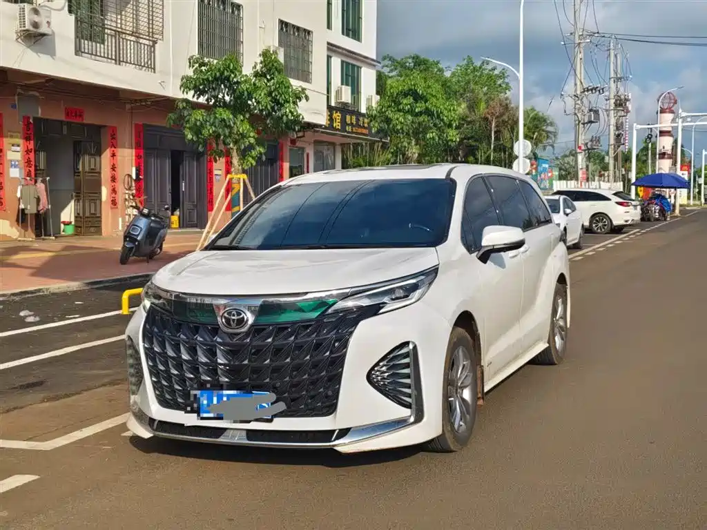 Toyota Sienna 2024