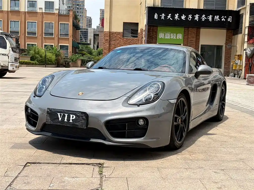 Porsche Cayman 2013
