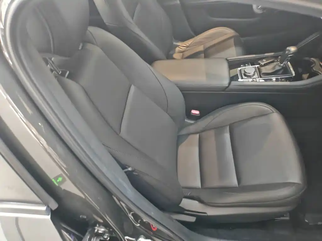 Mazda 3 Axela — миниатюра 25