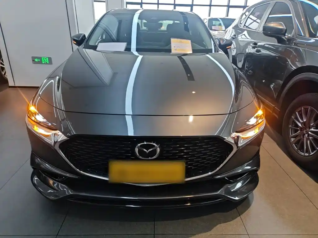 Mazda 3 Axela — миниатюра 3
