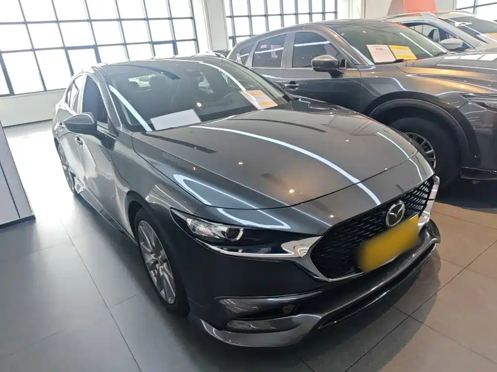 Mazda 3 Axela — миниатюра 4