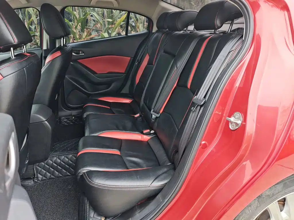 Mazda 3 Axela — миниатюра 17
