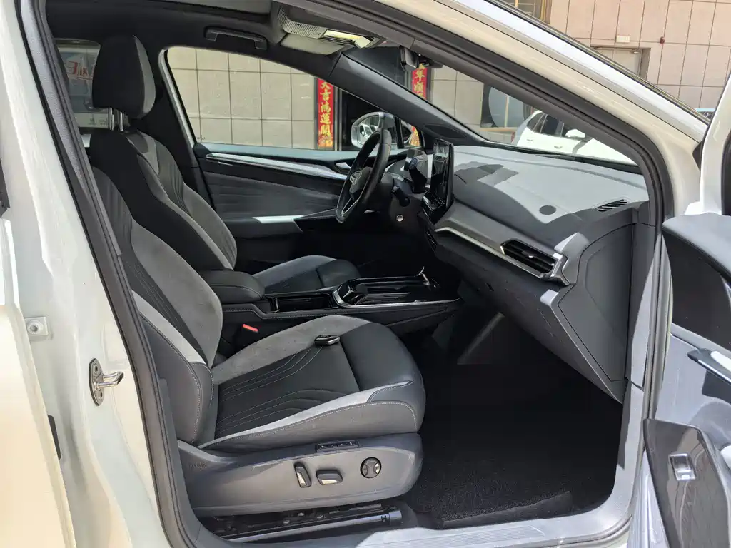 Volkswagen ID.4 Crozz — миниатюра 11