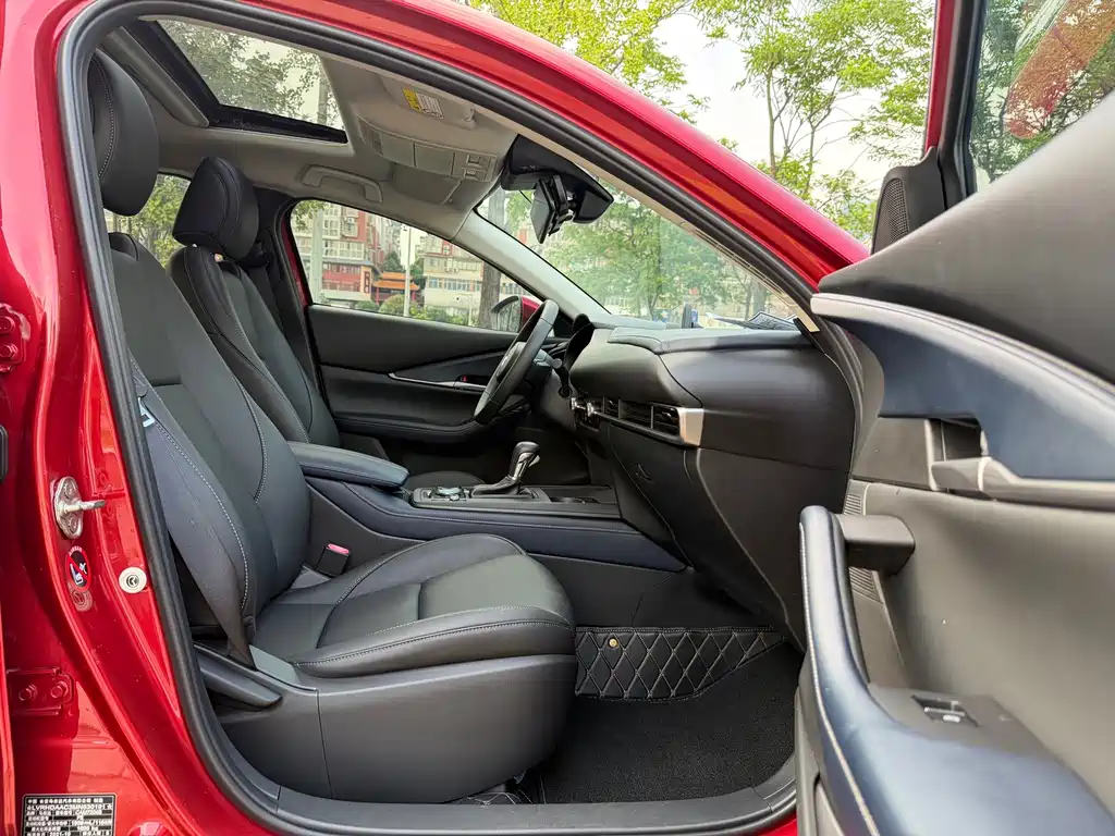 Mazda CX-30 — миниатюра 9