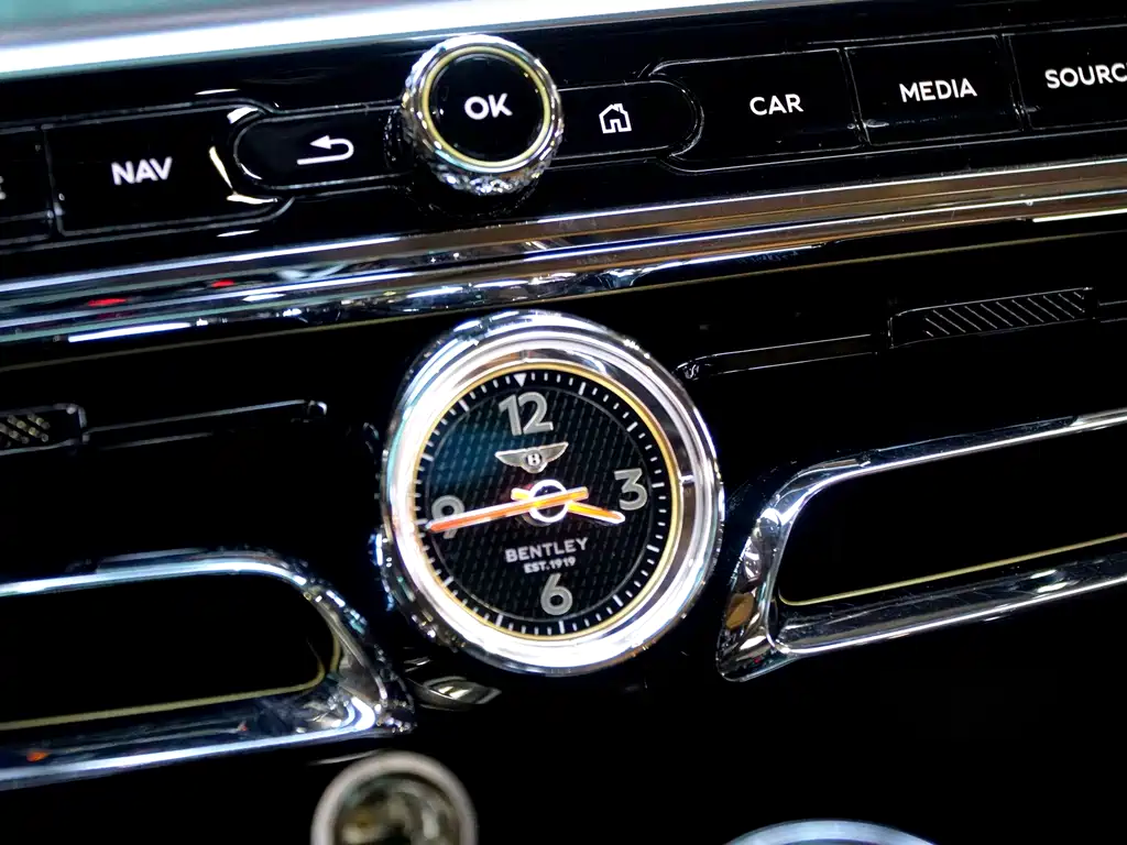 Bentley Flying Spur — миниатюра 17