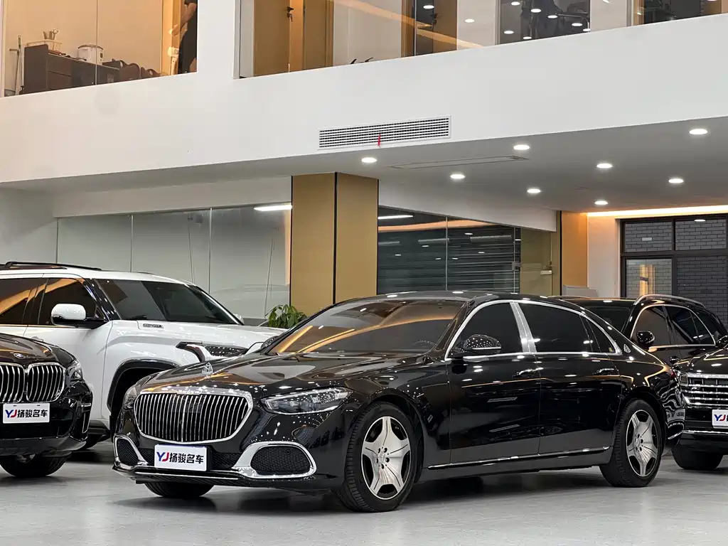 Mercedes-Benz S-Class 2023