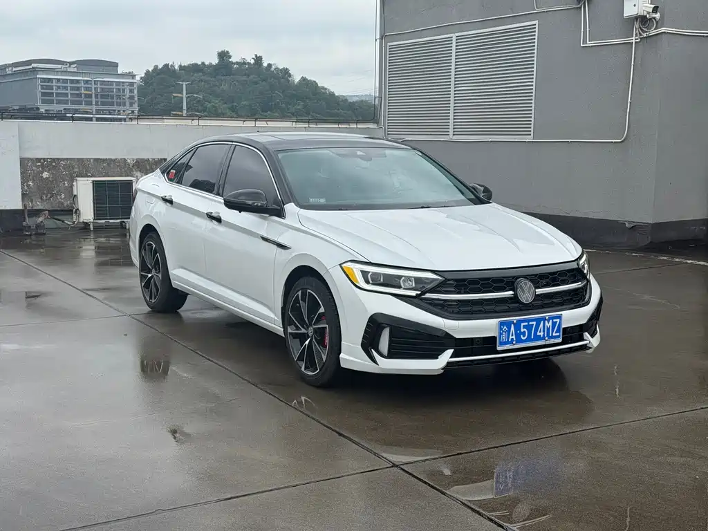 Volkswagen Sagitar — миниатюра 3